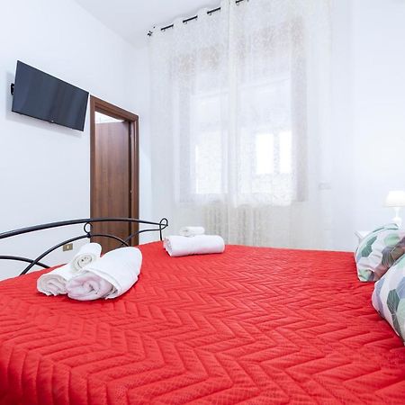 Lupomonaco Rooms Вельє Екстер'єр фото